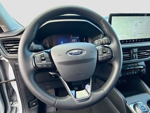 Used 2025 Ford Escape Active w/ Tech Pack #1 image 12