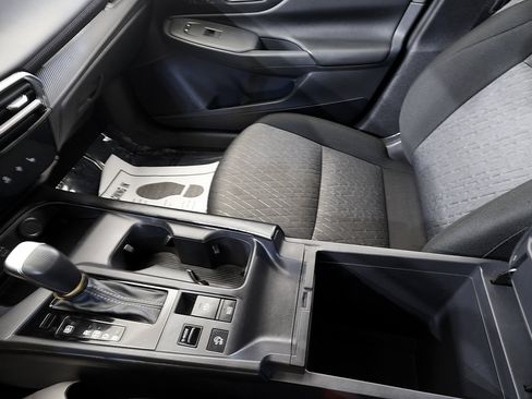 Used 2026 Nissan Sentra SV w/ SV Convenience Package FWD image 20