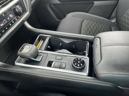 Certified 2024 Nissan Pathfinder SV AWD/4WD image 20