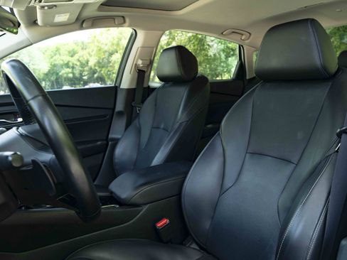 Used 2023 Honda Accord EX-L image 17