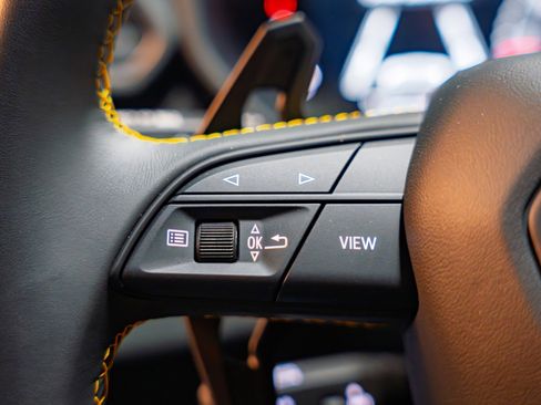 Used 2024 Lamborghini Urus Performante image 43