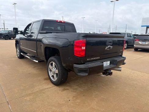 Used 2019 Chevrolet Silverado 2500 LTZ w/ Duramax Plus Package AWD/4WD image 4