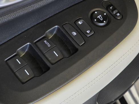 Used 2023 Honda HR-V LX image 21
