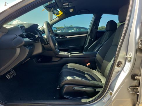 Used 2020 Honda Civic Sport image 11