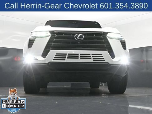 Used 2024 Lexus GX 550 w/ Accessory Package (Z1) AWD/4WD image 26
