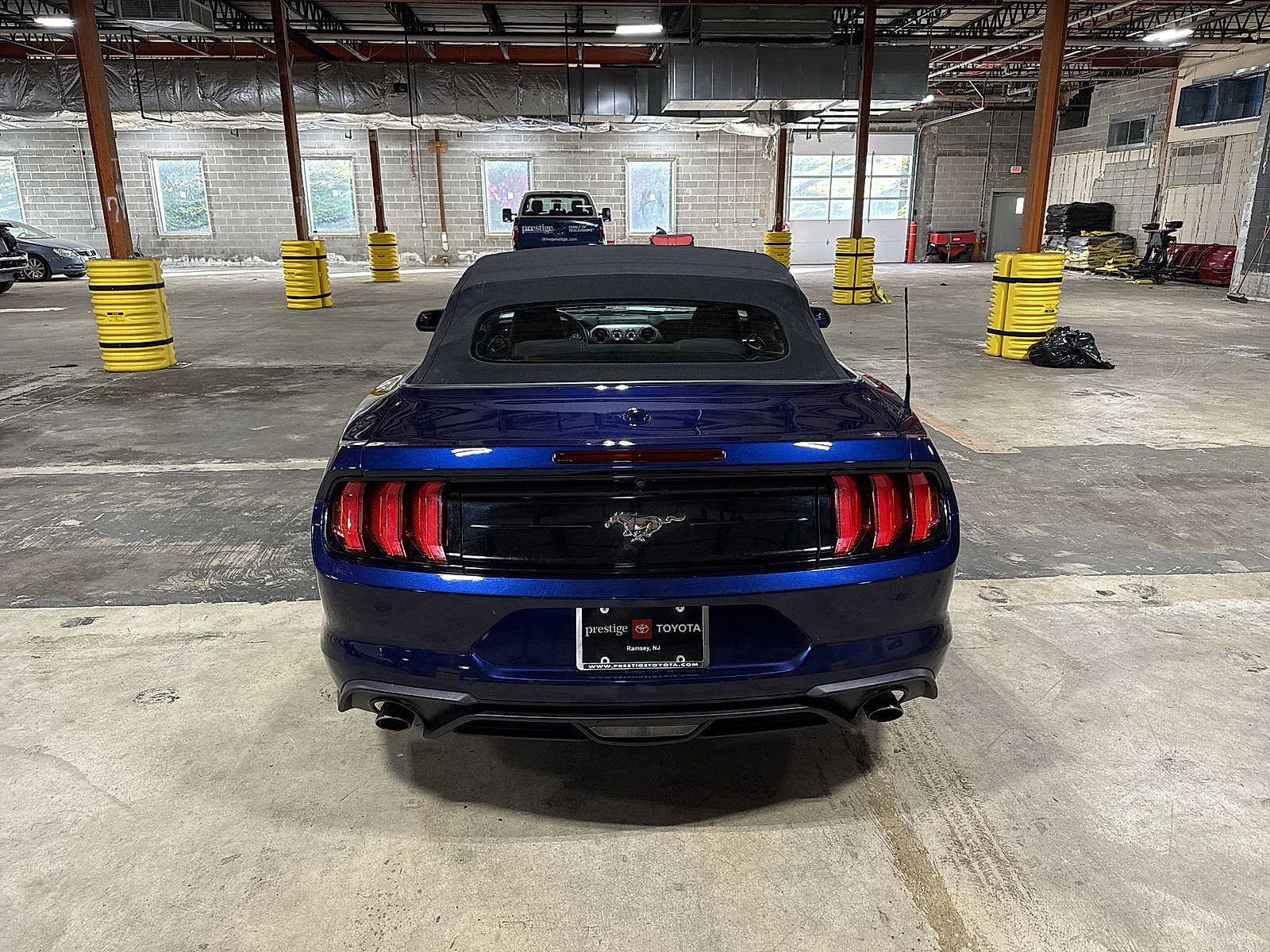 Used 2019 Ford Mustang Convertible w/ Ecoboost Performance Package RWD image 26