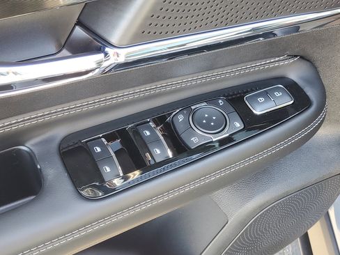 New 2026 Lincoln Corsair Premiere image 10