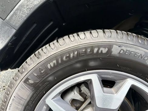 Used 2022 Honda Passport TrailSport image 12