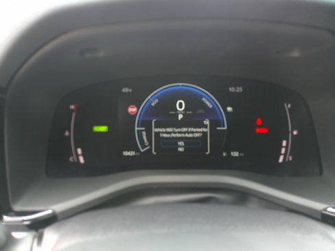 Used 2025 Toyota Camry LE image 22