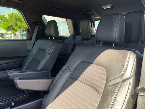 Used 2025 Nissan Pathfinder Rock Creek AWD/4WD image 26