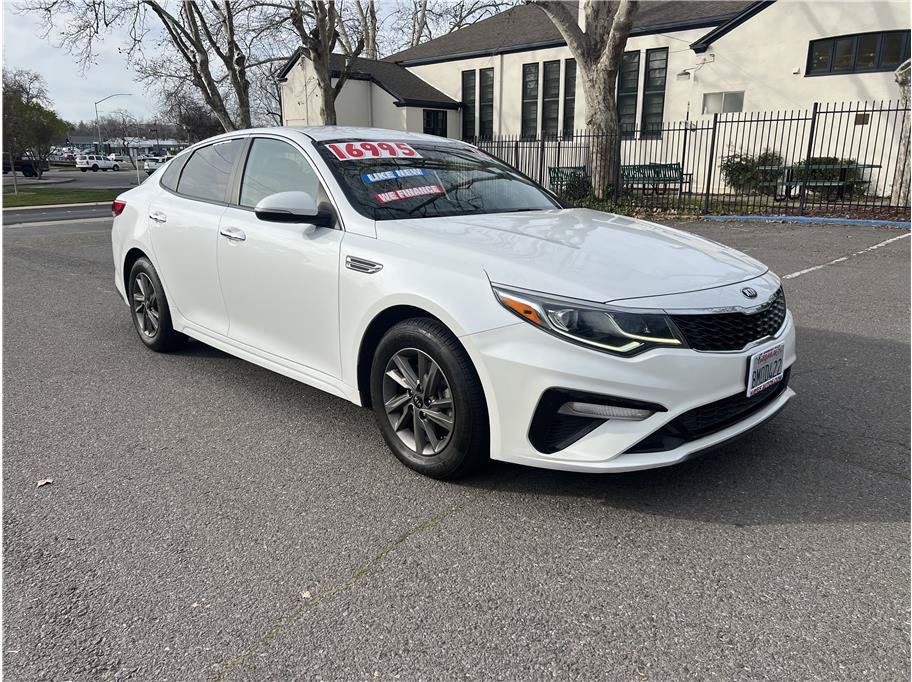 Used 2020 Kia Optima LX FWD image 1