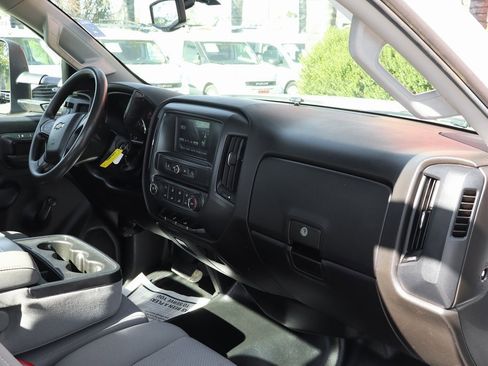 Used 2019 Chevrolet Silverado 3500 W/T image 33