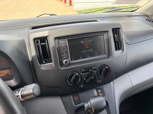 Used 2020 Nissan NV200 SV w/ Back Door Glass Package FWD image 17