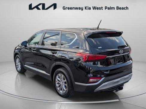 Used 2020 Hyundai Santa Fe SE image 5