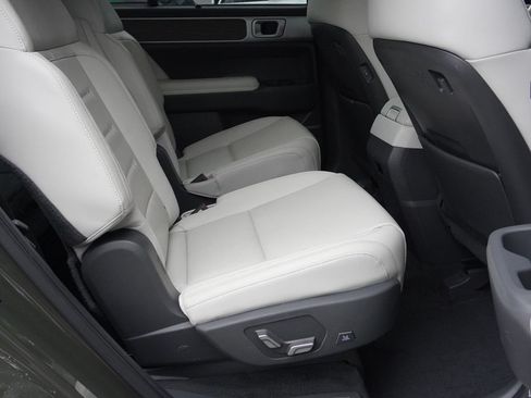 Used 2024 Hyundai Santa Fe Calligraphy AWD/4WD image 39