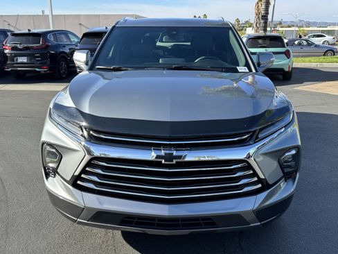 Used 2023 Chevrolet Blazer Premier image 3