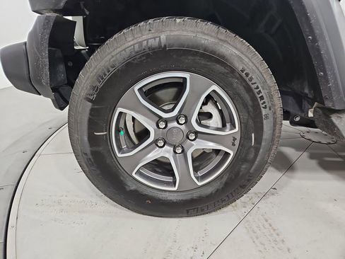 Used 2022 Jeep Wrangler Sport S image 27