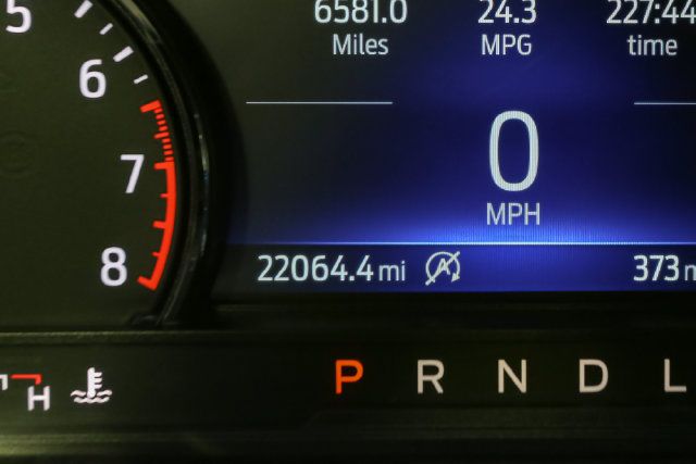 Used 2023 Ford Explorer XLT AWD/4WD image 33