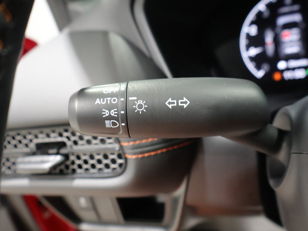 Used 2025 Honda HR-V Sport image 36