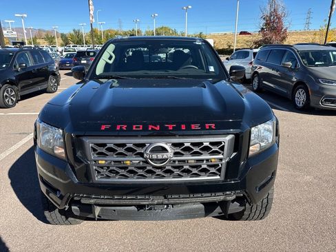 Used 2022 Nissan Frontier SV image 8