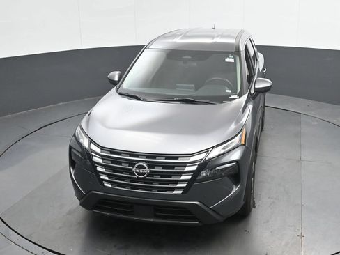Used 2024 Nissan Rogue SV FWD image 35