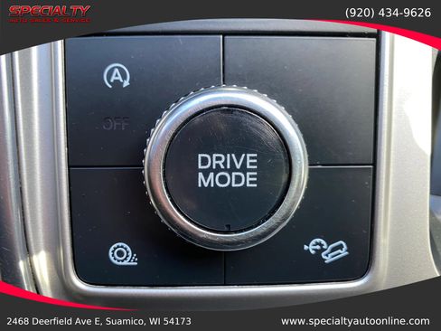 Used 2020 Ford Explorer Limited AWD/4WD image 35
