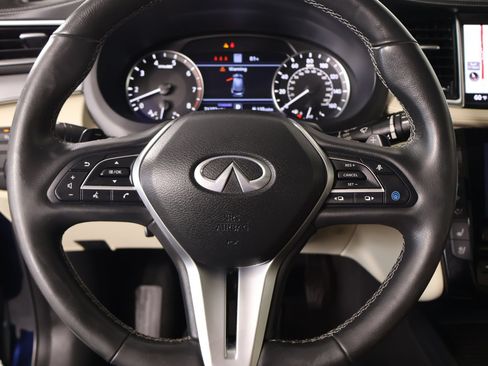 Used 2022 INFINITI QX50 Sensory AWD/4WD image 3