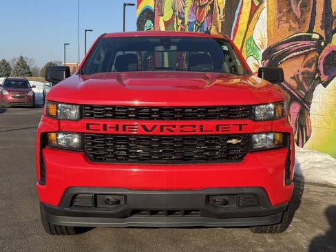 Used 2021 Chevrolet Silverado 1500 Custom image 2