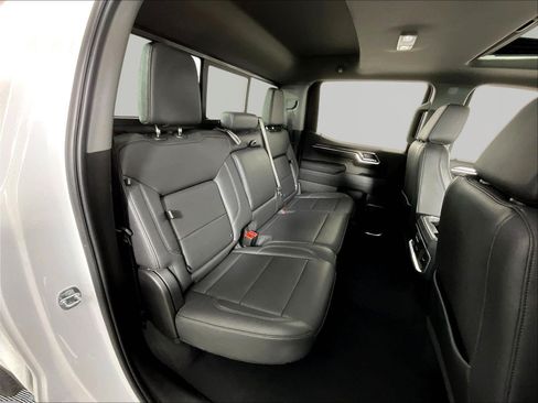 Used 2022 Chevrolet Silverado 1500 LTZ w/ LTZ Premium Package AWD/4WD image 26