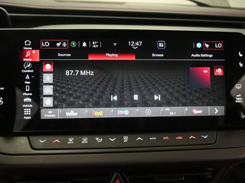 Used 2026 Dodge Charger Scat Pack AWD/4WD image 22