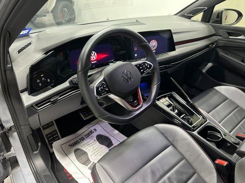 Used 2024 Volkswagen GTI SE FWD image 17