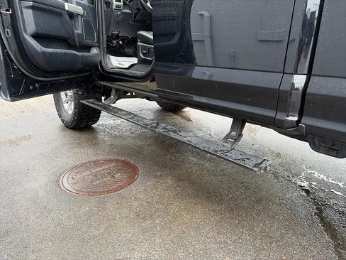 Used 2020 Ford F250 Lariat w/ Chrome Package AWD/4WD image 9