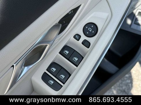 Used 2025 BMW 330i xDrive Sedan w/ Premium Package image 13