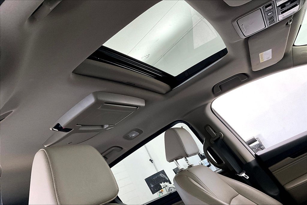 Used 2019 Honda Odyssey Elite image 19