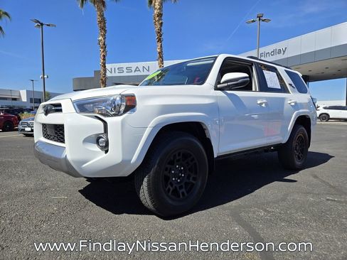 Used 2024 Toyota 4Runner TRD Off-Road Premium w/ Moonroof Package AWD/4WD image 2