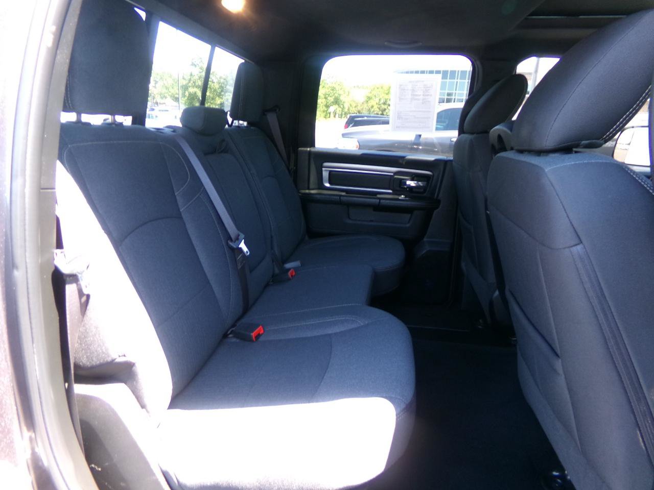 Used 2021 RAM 1500 Warlock AWD/4WD image 42