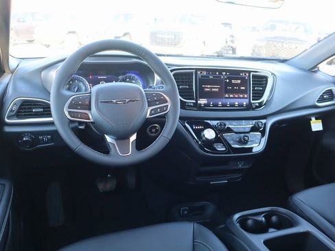 New 2026 Chrysler Voyager LX FWD image 2