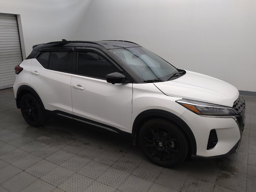 Used 2021 Nissan Kicks SR FWD image 11