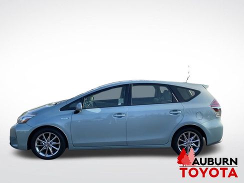 Used 2015 Toyota Prius V Five w/ Advanced Technology Package FWD image 4