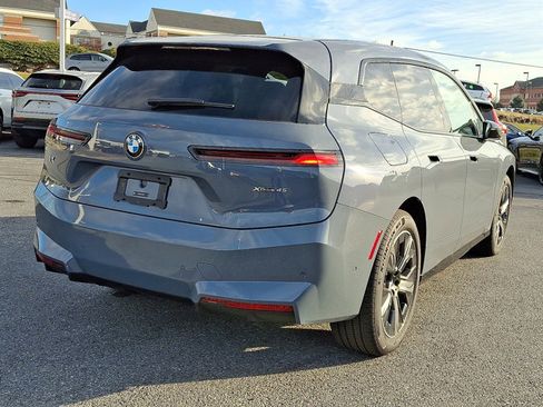 New 2026 BMW iX xDrive45 image 4