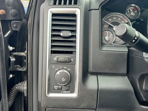 Used 2014 RAM 1500 Limited image 14