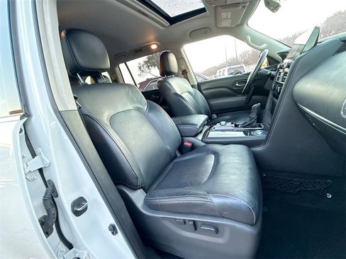 Used 2023 INFINITI QX80 Luxe w/ Cargo Package image 34
