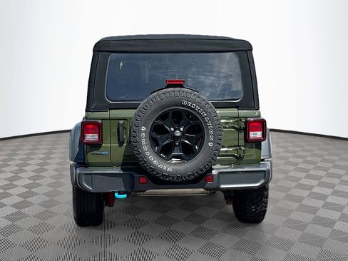Used 2023 Jeep Wrangler Unlimited w/ Cold Weather Group image 7