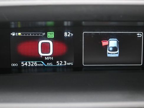 Used 2022 Toyota Prius LE FWD image 20