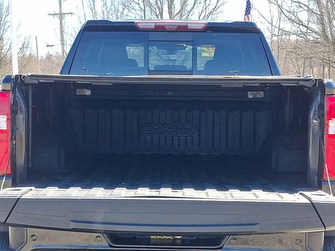 Used 2021 Chevrolet Silverado 1500 High Country w/ Technology Package image 36