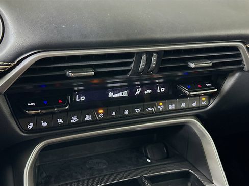 Used 2024 MAZDA CX-90 Plug-In Hybrid w/ Premium Plus AWD/4WD image 23