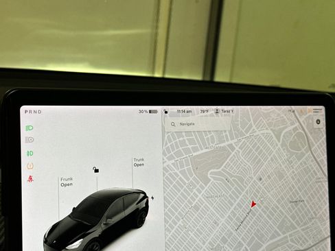 Used 2021 Tesla Model Y Long Range image 23