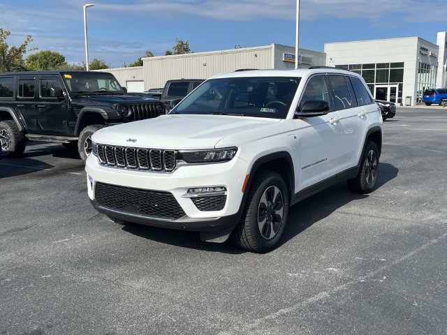 Used 2024 Jeep Grand Cherokee Limited 4xe AWD/4WD image 7
