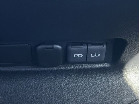 Used 2024 Toyota Land Cruiser image 22