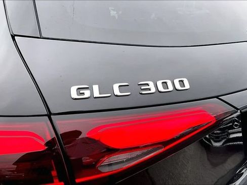 Used 2026 Mercedes-Benz GLC 300 4MATIC image 8